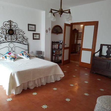 La Terrazza Di Anna Hotel Sassari Ngoại thất bức ảnh