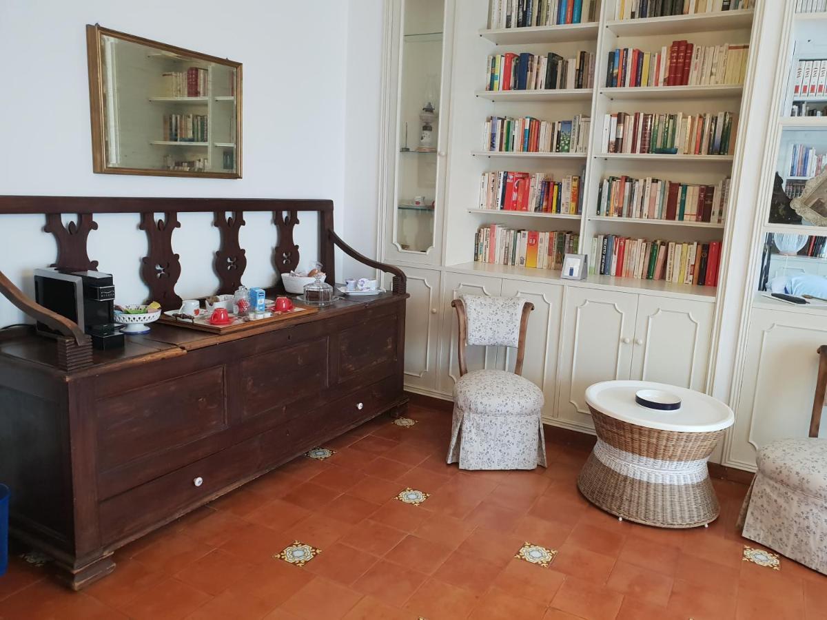 La Terrazza Di Anna Hotel Sassari Ngoại thất bức ảnh