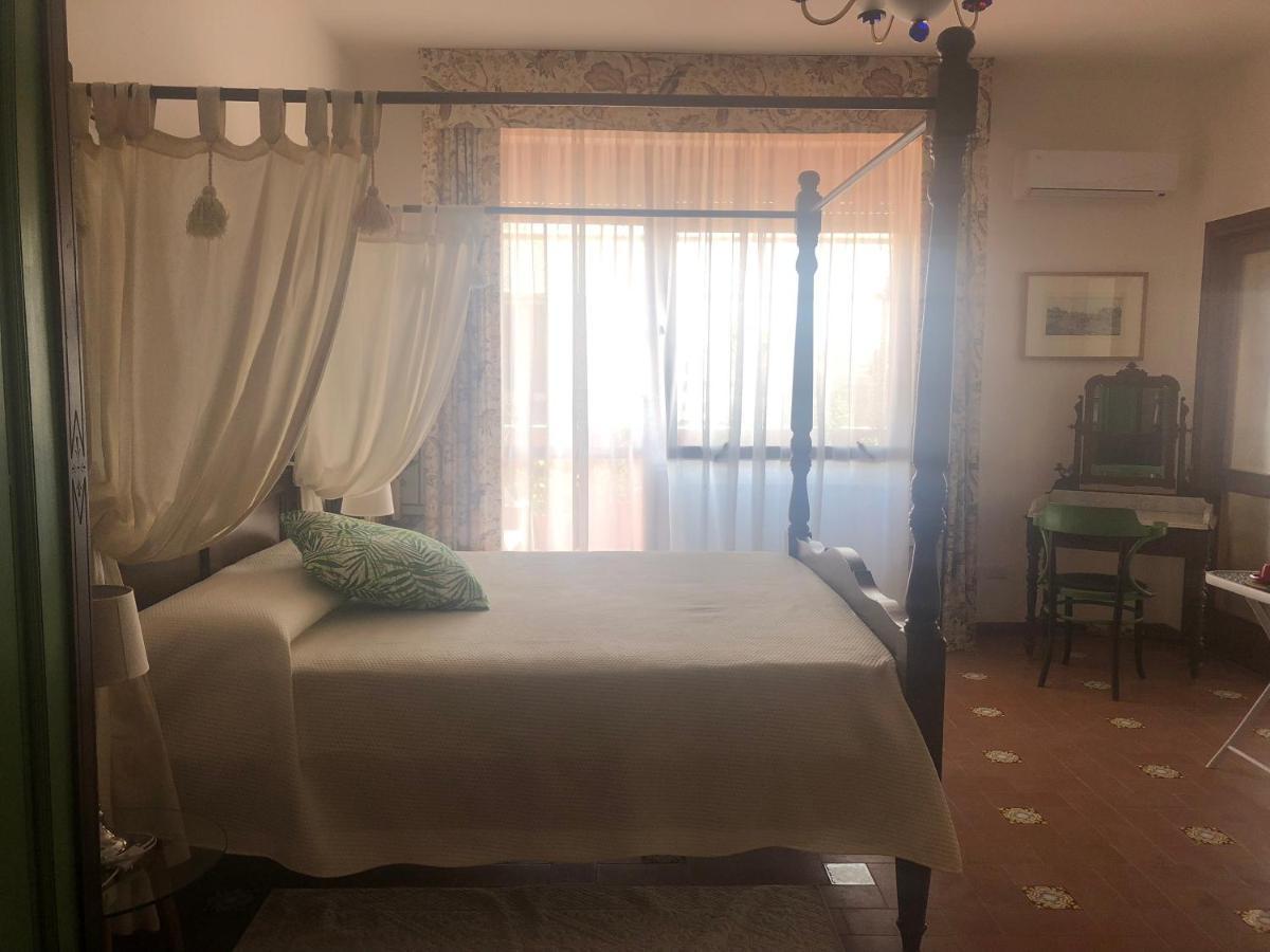 La Terrazza Di Anna Hotel Sassari Ngoại thất bức ảnh