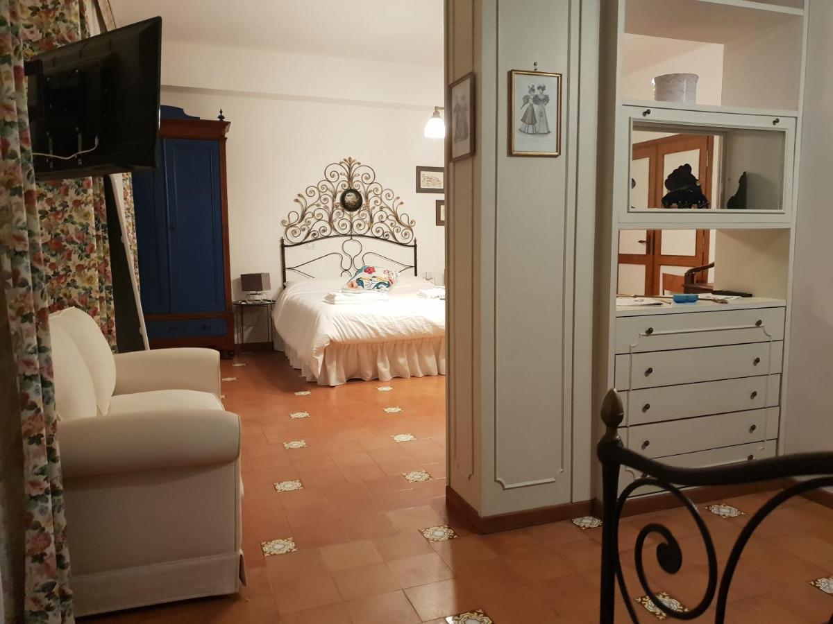 La Terrazza Di Anna Hotel Sassari Ngoại thất bức ảnh