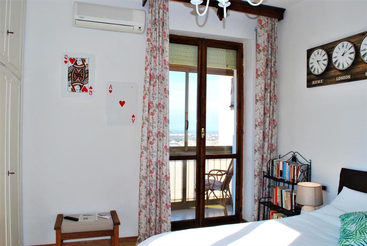 La Terrazza Di Anna Hotel Sassari Ngoại thất bức ảnh